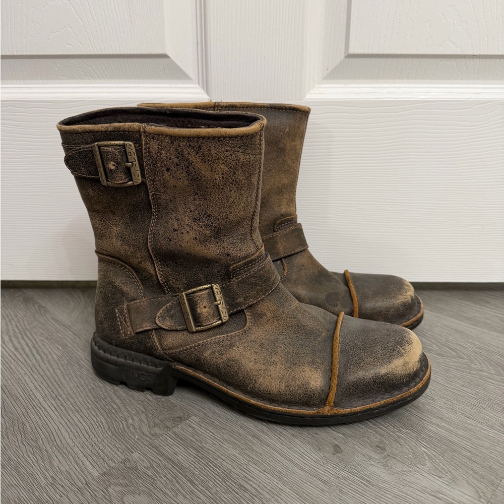 UGG Australia "Rockville II" distressed brown leather boots | Size Men’s 9 - Picture 5 of 12